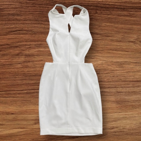 AQ/AQ Dresses & Skirts - AQ/AQ The Chromide Stretch Crepe Cross Back Mini Dress Seen On KENDALL JENNER